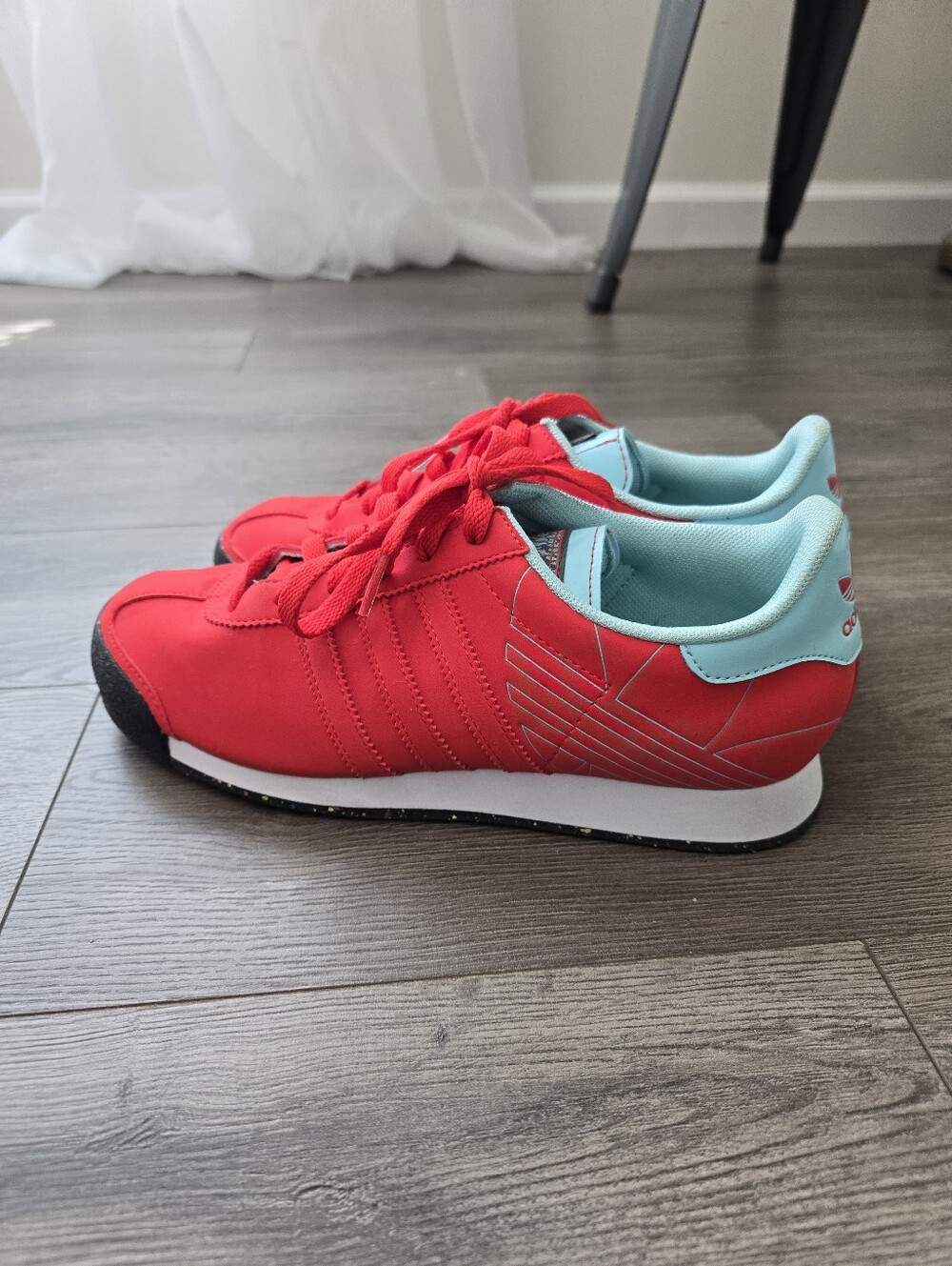 Adidas Samoa Sneakers Red Blue Womens Size 7 Preppy Athleisure Streetwear